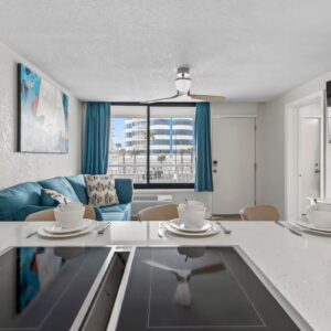#111 two bed room, tow bath, Full Kitchen